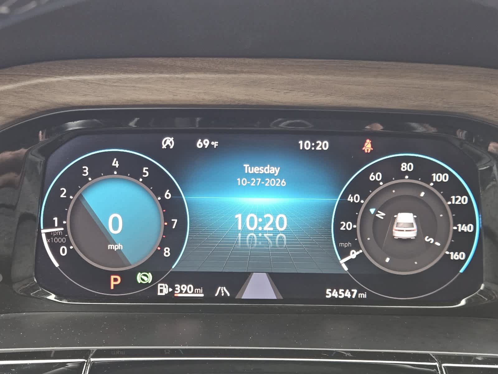 Used 2025 Volkswagen Atlas SE FWD image 14