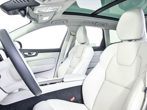 Certified 2024 Volvo XC60 T8 Plus w/ Protection Package Premier AWD/4WD image 7