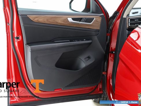 Used 2024 Volkswagen Atlas SE w/ Panoramic Sunroof Package FWD image 58