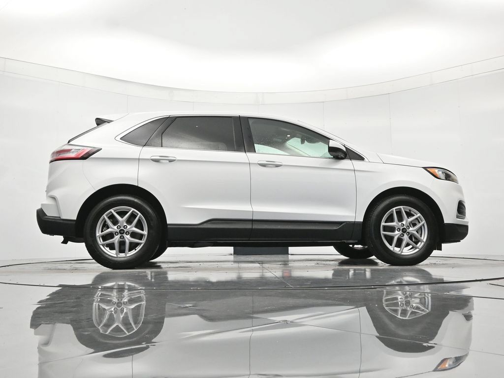 Used 2024 Ford Edge SEL AWD/4WD image 39
