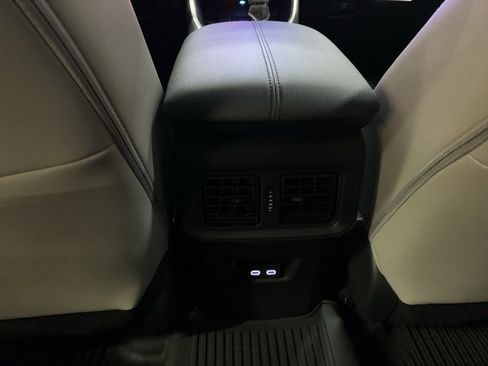 New 2025 Toyota RAV4 Limited image 13