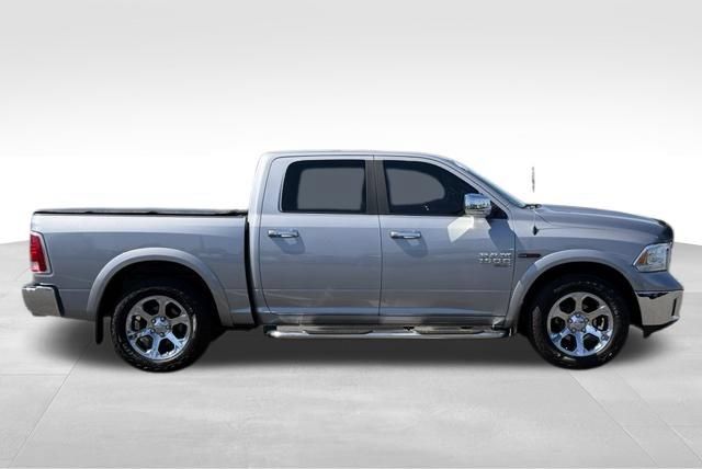 Used 2019 RAM 1500 Laramie RWD image 11