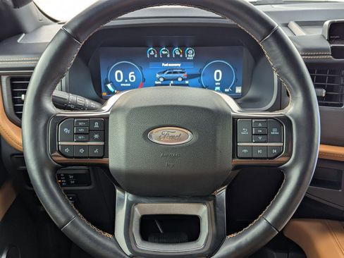 Used 2024 Ford Expedition Max Platinum image 21