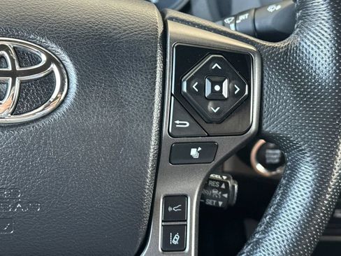 Used 2023 Toyota Tacoma TRD Off-Road w/ Black Out Package (TMS) AWD/4WD image 27