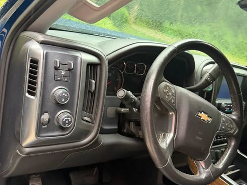 Used 2017 Chevrolet Silverado 3500 LTZ w/ Duramax Plus Package AWD/4WD image 31