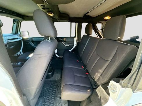 Used 2015 Jeep Wrangler Unlimited Sport w/ Quick Order Package 24S image 20