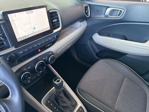 Certified 2024 Hyundai Venue Limited FWD image 26