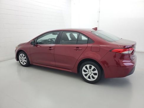 Used 2025 Toyota Corolla LE FWD image 7