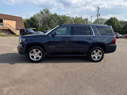 Used 2019 Chevrolet Tahoe LT w/ Luxury Package AWD/4WD image 9