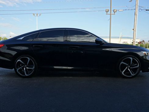 Used 2021 Honda Accord Sport image 4