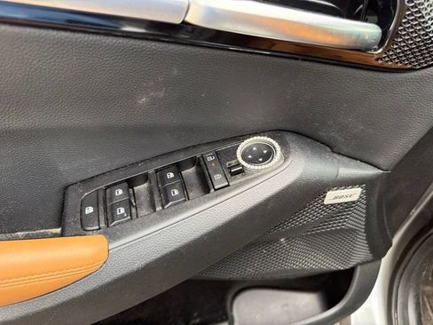 Used 2024 Kia Seltos SX AWD/4WD image 19
