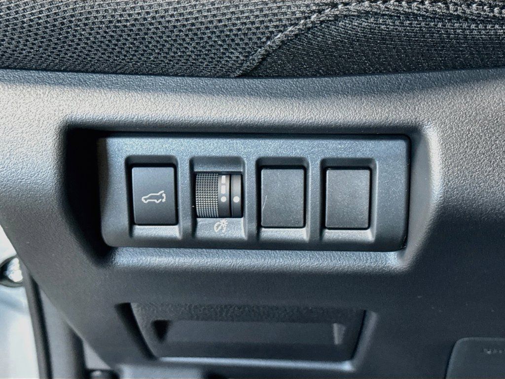 Certified 2026 Subaru Outback Limited XT AWD/4WD image 6