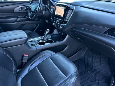 Used 2021 Chevrolet Traverse Premier image 21