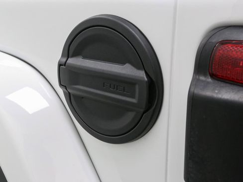 Used 2019 Jeep Wrangler Unlimited Sahara w/ Dual Top Group image 12