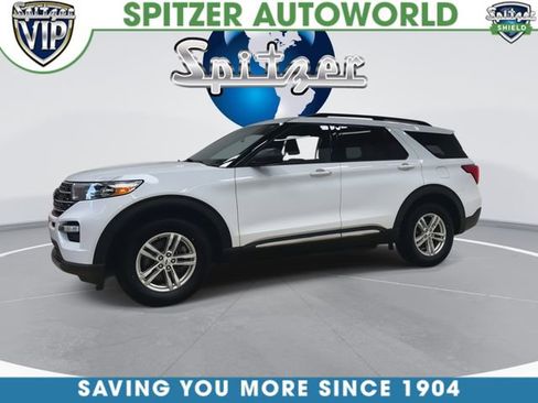 Used 2020 Ford Explorer XLT w/ Equipment Group 202A image 4