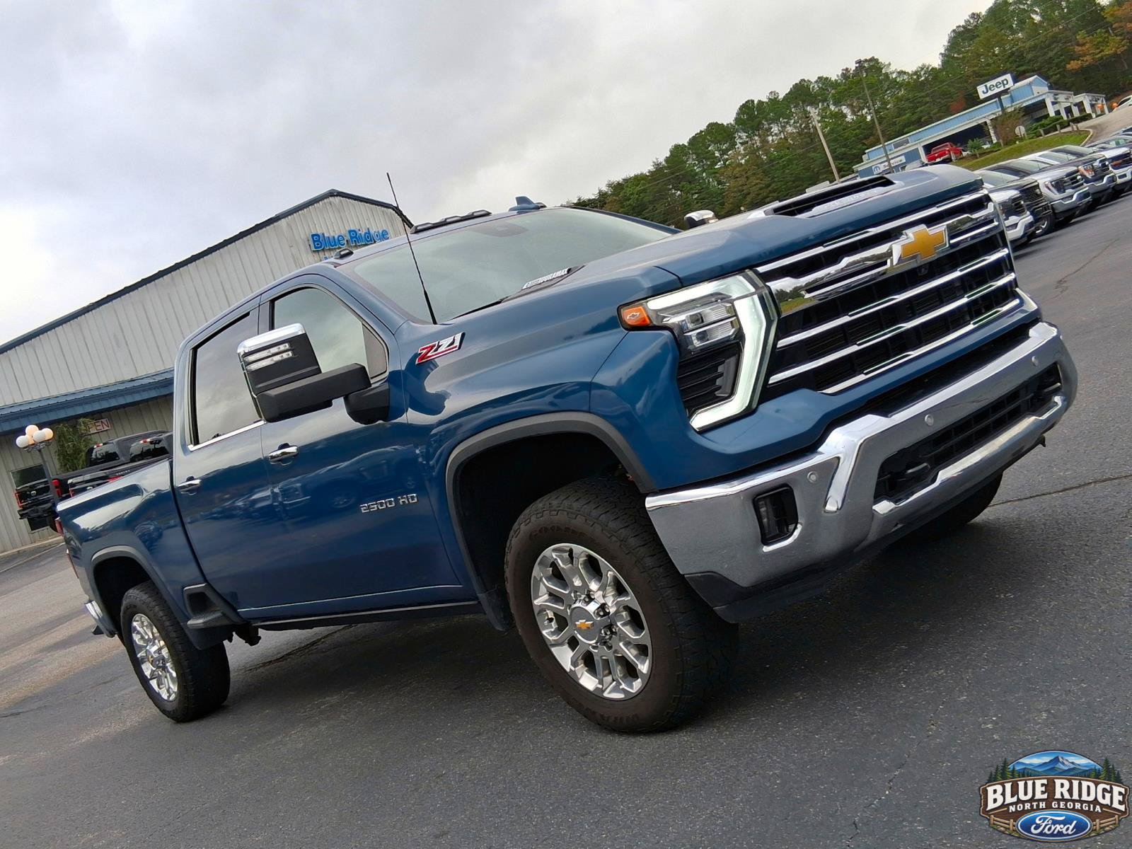 Used 2024 Chevrolet Silverado 2500 LTZ w/ LTZ Premium Package AWD/4WD image 28