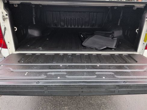 Used 2020 Toyota Tundra SR5 w/ SR5 Convenience Package AWD/4WD image 23