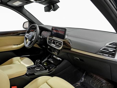 Used 2024 BMW X3 M40i w/ Premium Package image 10