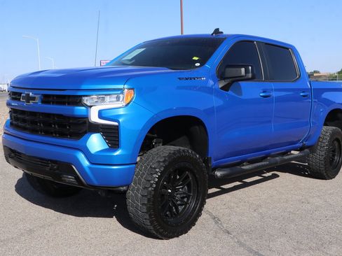 Used 2025 Chevrolet Silverado 1500 RST w/ LPO, Dark Essentials Package AWD/4WD image 3