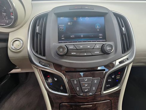 Used 2014 Buick LaCrosse Leather FWD image 15