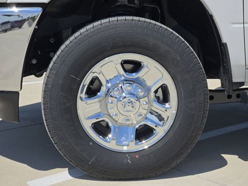 New 2026 RAM 2500 Tradesman AWD/4WD image 10