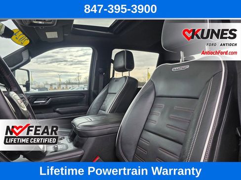 Used 2024 GMC Sierra 2500 AT4X image 31