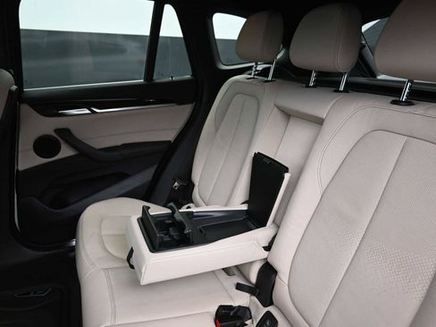 Used 2016 BMW X1 xDrive28i image 14