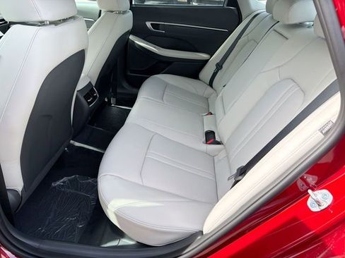 New 2026 Hyundai Sonata Limited FWD image 27