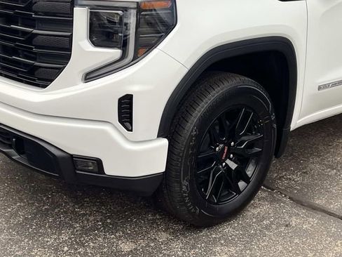 New 2026 GMC Sierra 1500 Elevation image 9