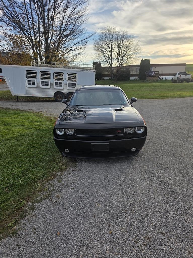 Used 2012 Dodge Challenger R/T RWD image 3