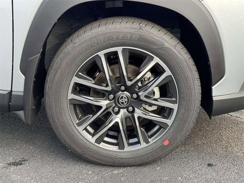 New 2026 Toyota Corolla Cross XLE image 24