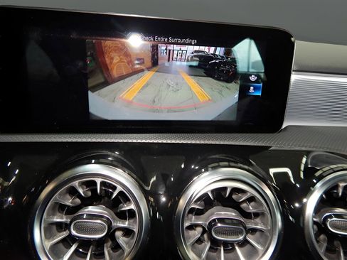 Used 2022 Mercedes-Benz A 220 4MATIC image 29