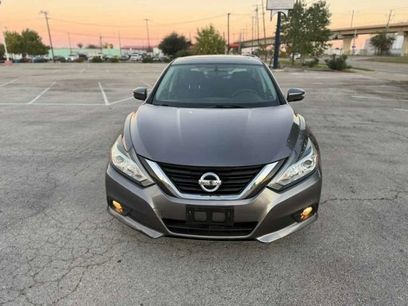 Used 2018 Nissan Altima 2.5 SV w/ 2.5 SV Technology Package