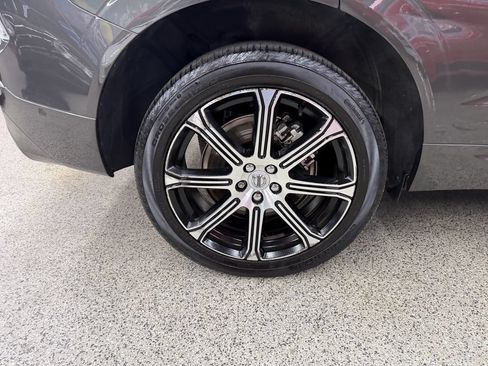 Used 2019 Volvo XC60 T6 Inscription w/ Protection Package Premier AWD/4WD image 40