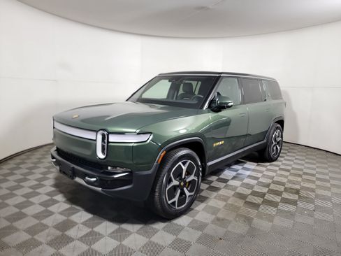 Used 2024 Rivian R1S Adventure AWD/4WD image 1