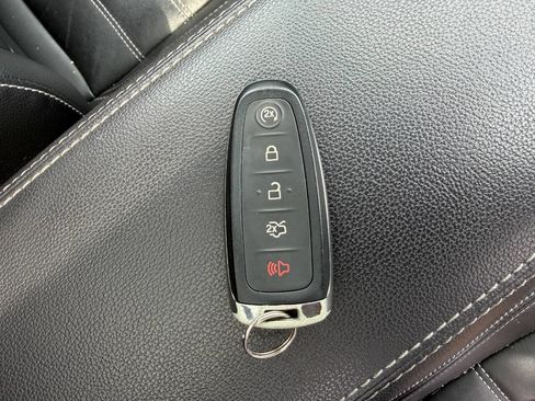 Used 2018 Ford Escape Titanium AWD/4WD image 41