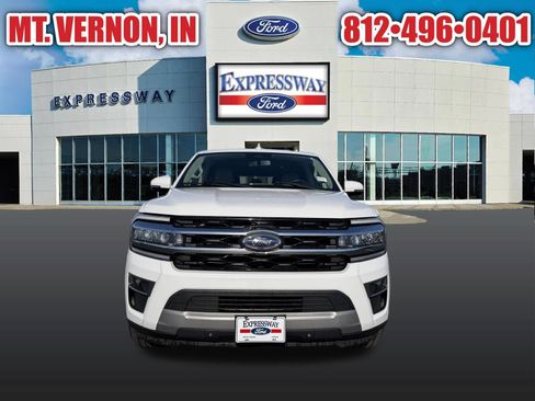 Used 2024 Ford Expedition Limited AWD/4WD image 3
