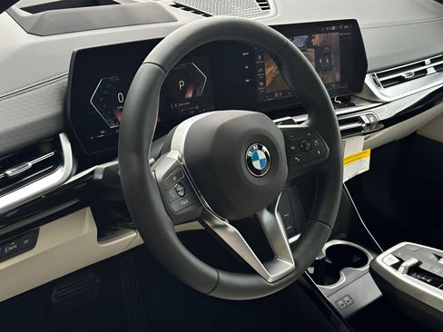New 2026 BMW X2 xDrive28i w/ Technology Package AWD/4WD image 13