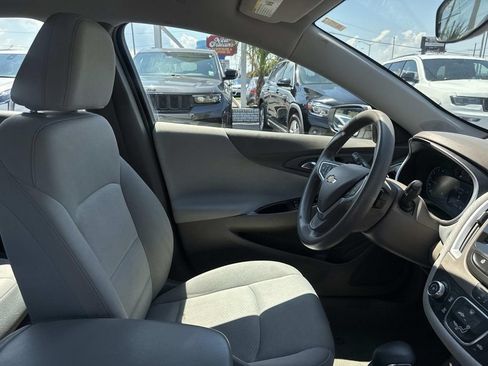 Used 2023 Chevrolet Malibu LS w/ Driver Confidence Package FWD image 12