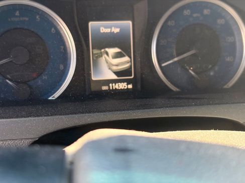 Used 2017 Toyota Camry LE w/ Protection Package (Q2) FWD image 9