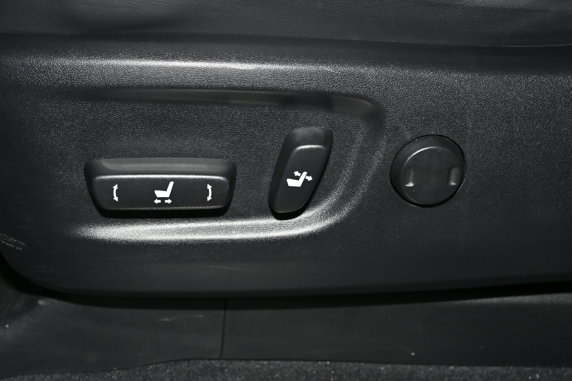 Used 2023 Lexus GX 460 Luxury w/ Sport Design Package AWD/4WD image 19