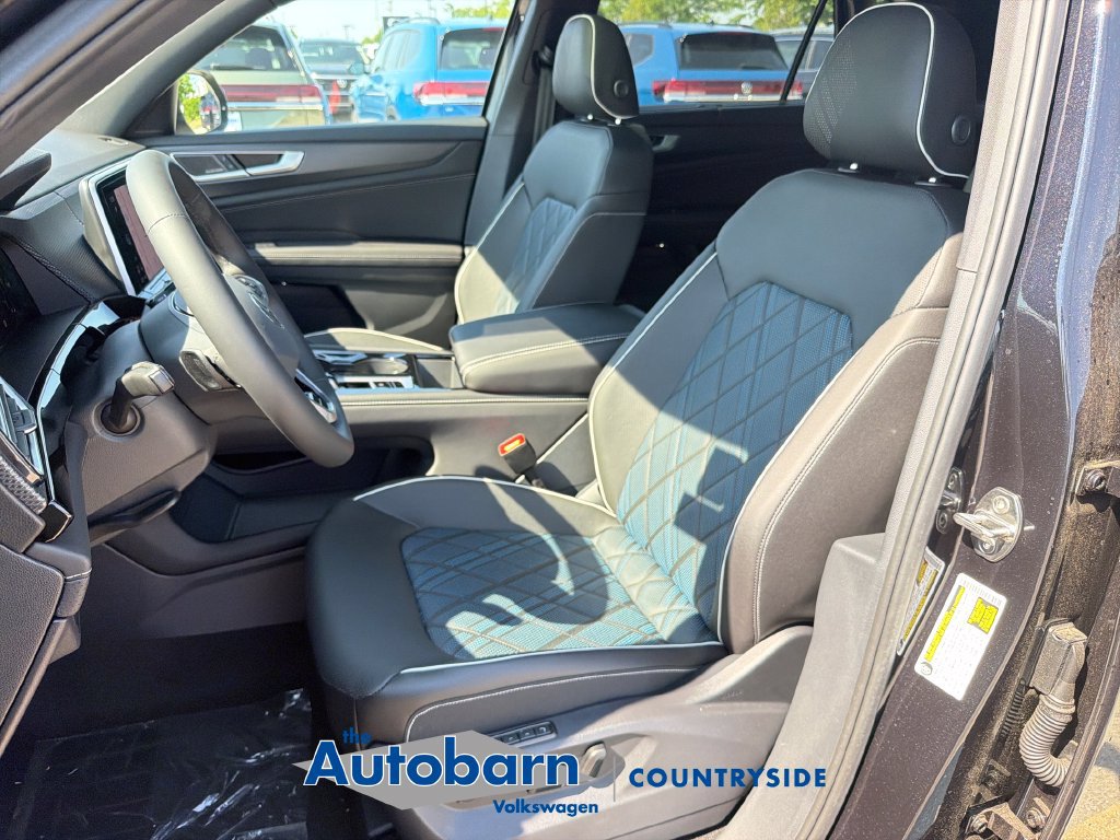 New 2026 Volkswagen Atlas Cross Sport SEL Premium R-Line AWD/4WD image 7