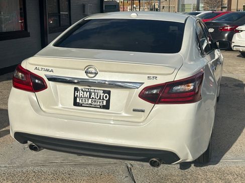 Used 2018 Nissan Altima 2.5 SR w/ SR Special Edition image 6