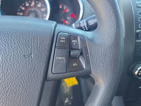 Used 2011 Kia Sorento 2WD w/ Convenience Pkg image 21