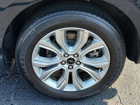 Used 2023 Ford Edge Titanium w/ Cargo Accessory Package AWD/4WD image 19