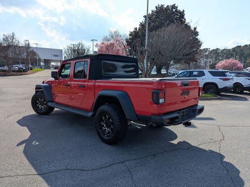 Used 2020 Jeep Gladiator Sport w/ Quick Order Package 24S image 7