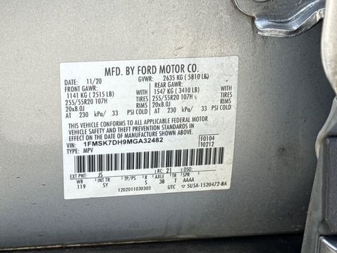 Used 2021 Ford Explorer XLT w/ Equipment Group 202A image 30