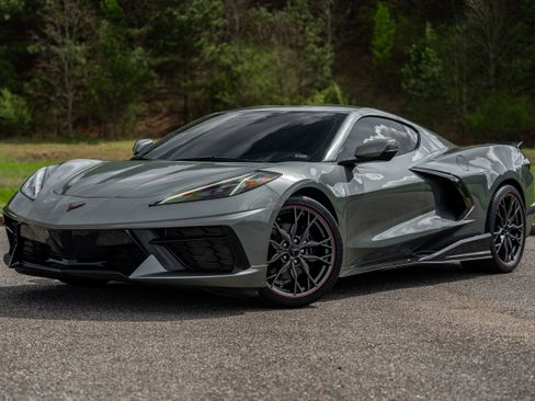 Used 2024 Chevrolet Corvette Stingray Coupe w/ 1LT image 4