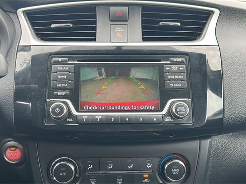 Used 2017 Nissan Sentra SV image 18