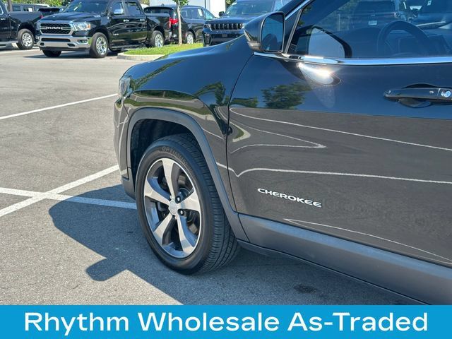 Used 2020 Jeep Cherokee Limited AWD/4WD image 38